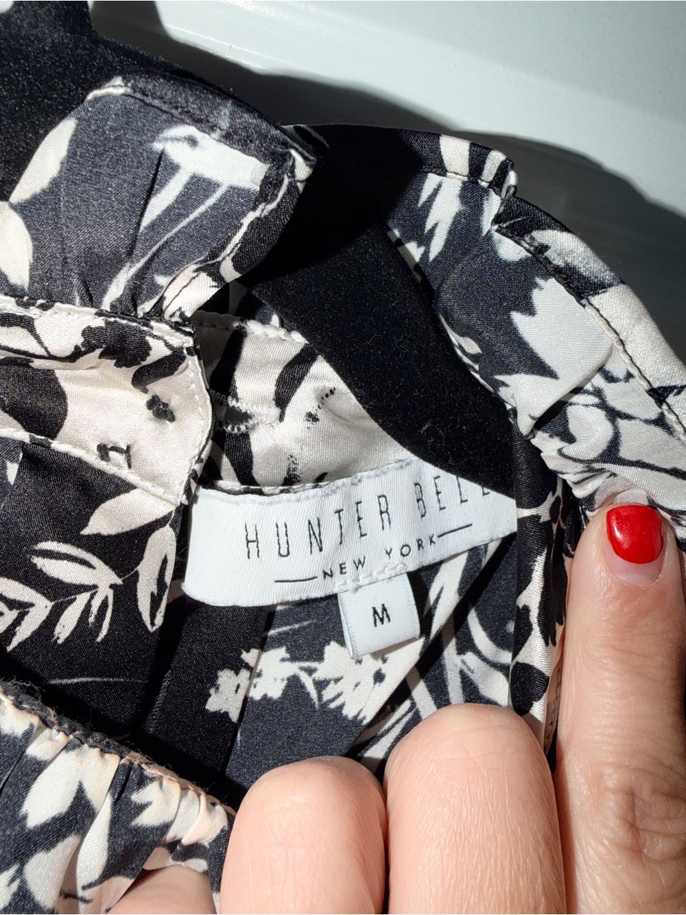 Hunter Bell, Black & White Floral High-Neck Blouse, M - Picture 6 of 6